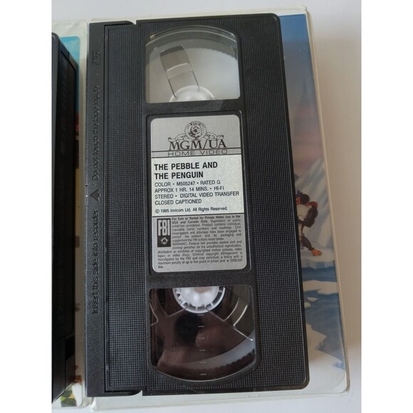 Lot of 3 VHS Clamshell Kids: Spirit, Chicken Run, The Pebble & the Penguin - Picture 6 of 10